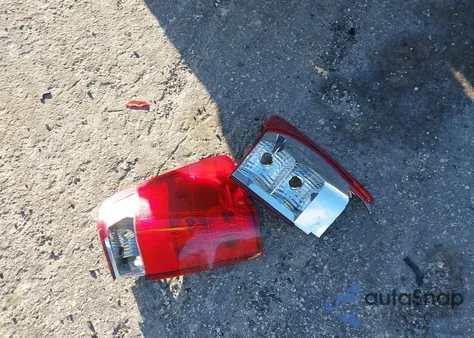 2007 Nissan Titan Xe z USA, uszkodzony, nr VIN 1N6BA07A77N206804